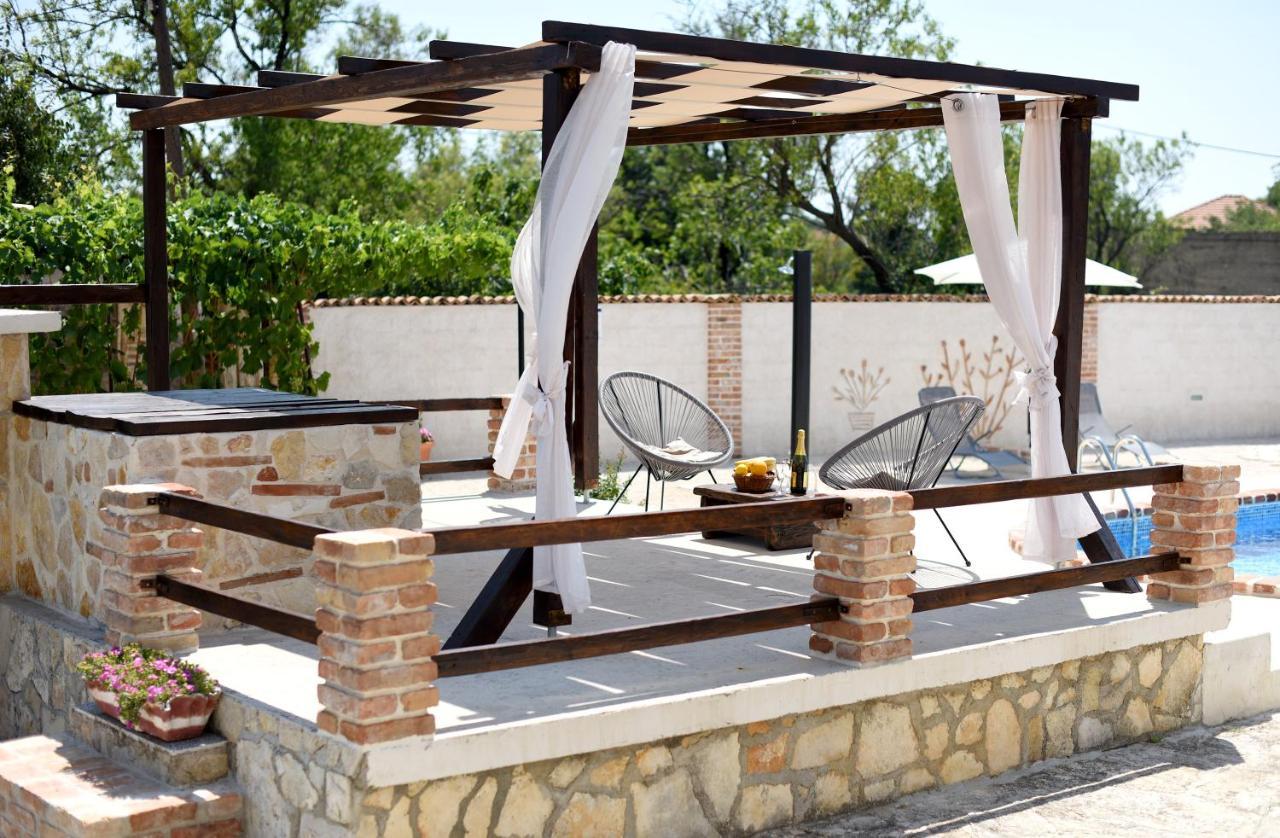House & Apartment Palaca Donji Zemunik Esterno foto