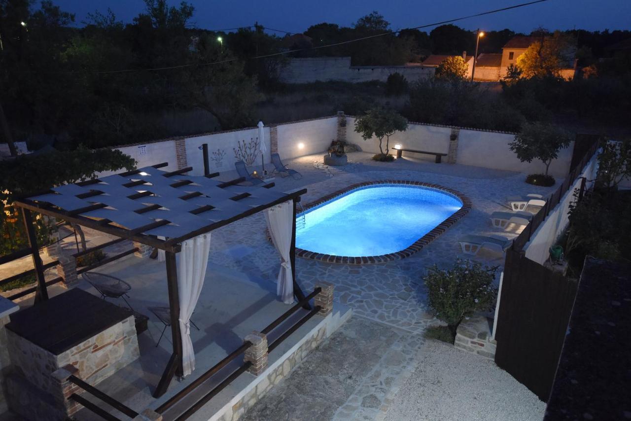 House & Apartment Palaca Donji Zemunik Esterno foto