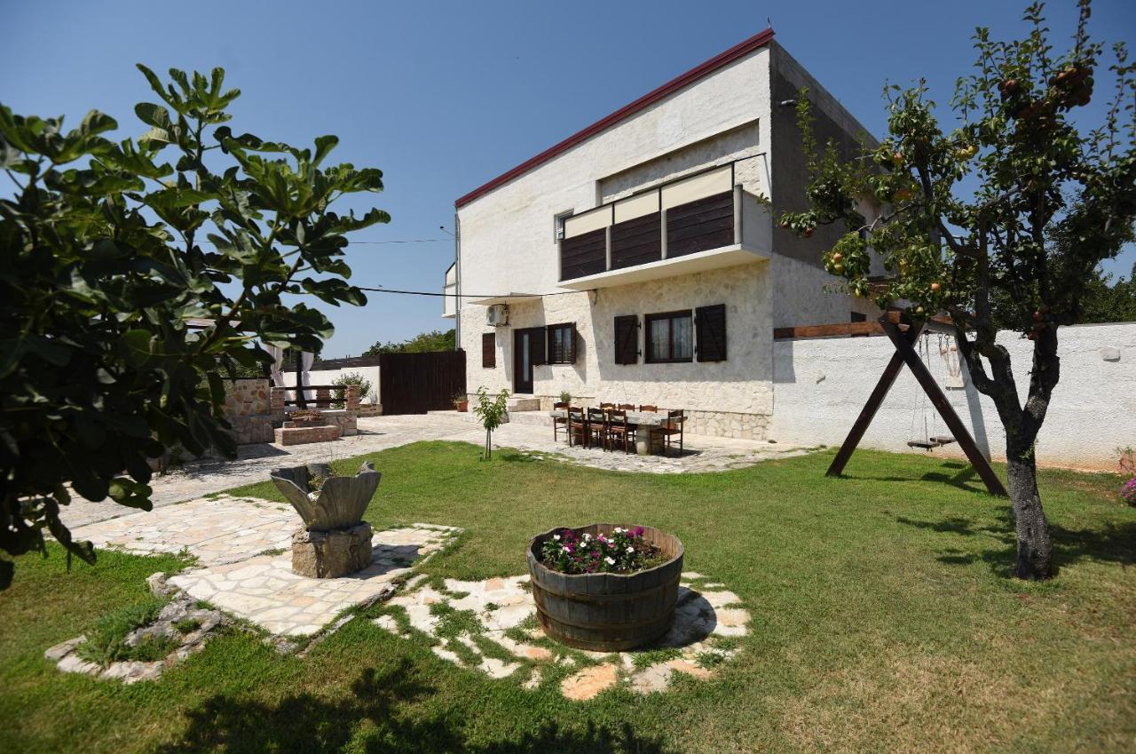 House & Apartment Palaca Donji Zemunik Esterno foto