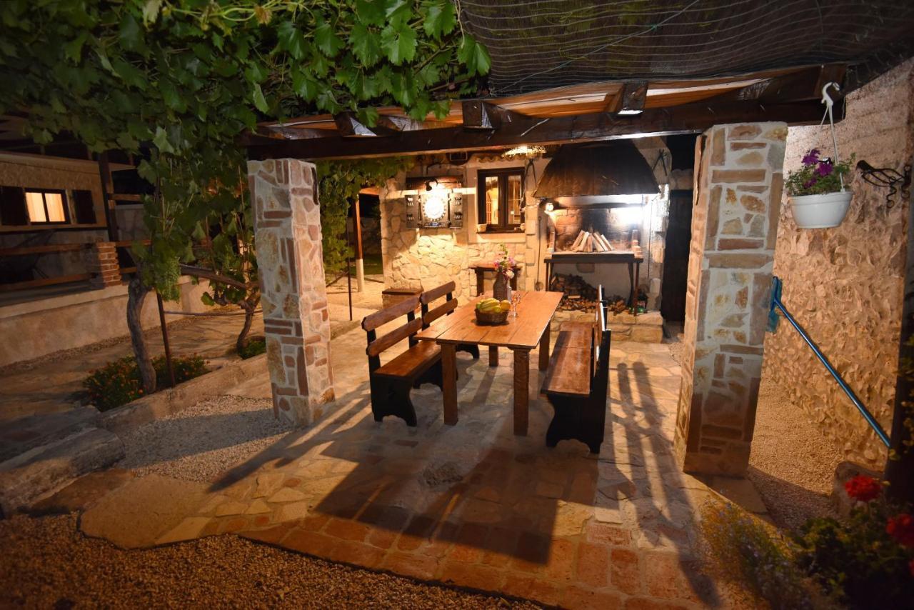 House & Apartment Palaca Donji Zemunik Esterno foto
