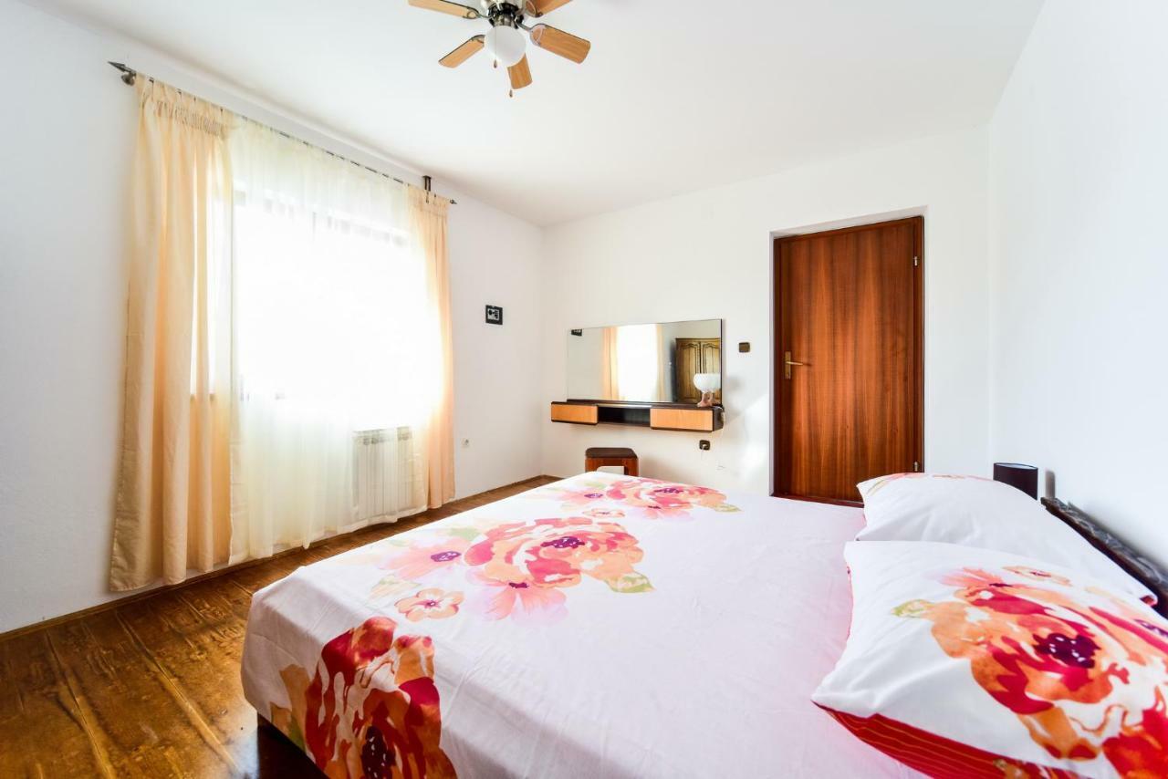 House & Apartment Palaca Donji Zemunik Esterno foto